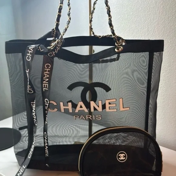 NWT Chanel Mesh Beach Tote Bag + Matching Pouch & Ribbon - Picture 2 of 3